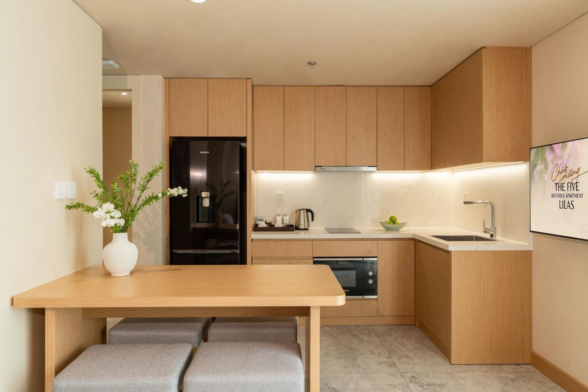 The Five Suites Lilas Hanoi Bagian luar foto
