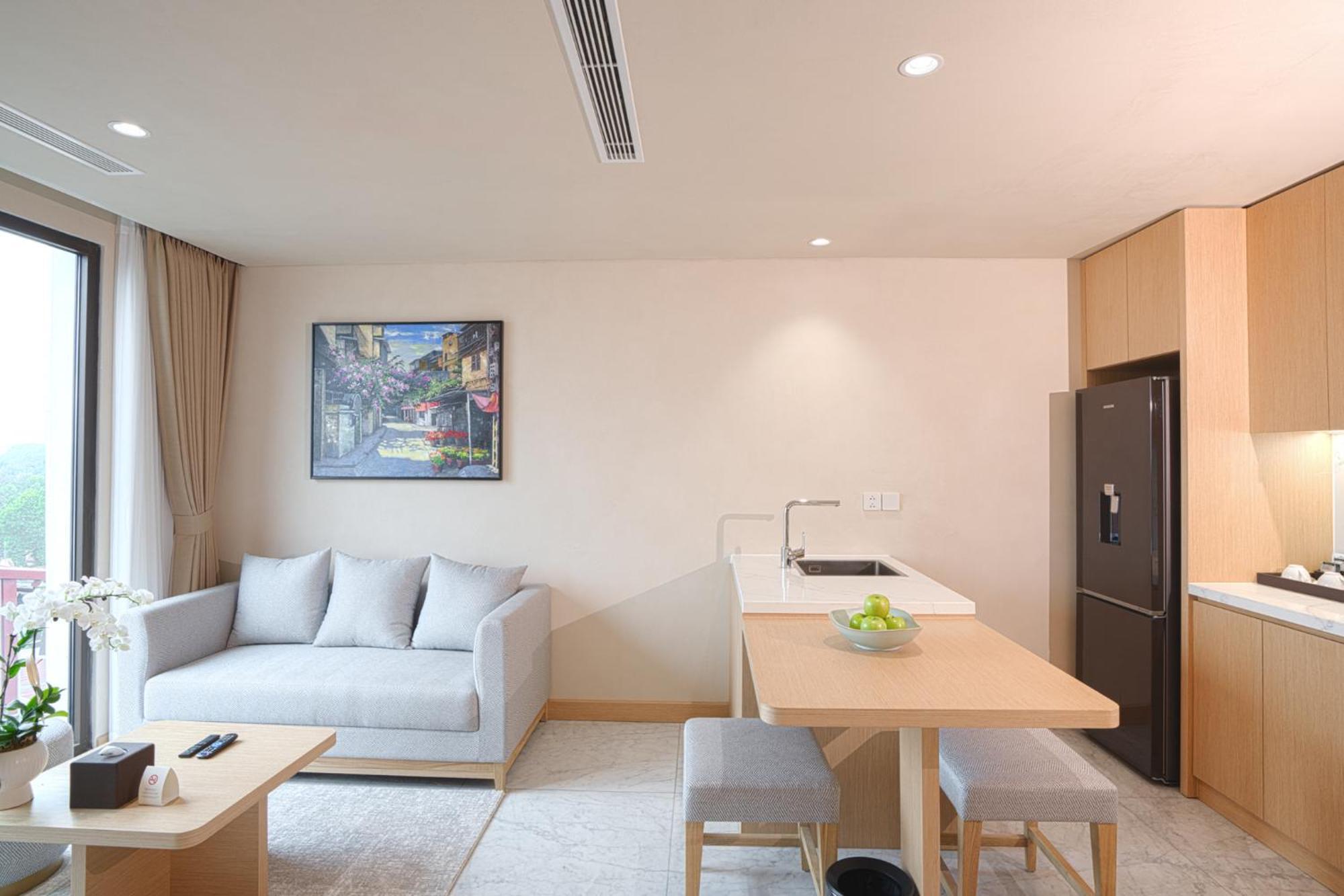 The Five Suites Lilas Hanoi Bagian luar foto