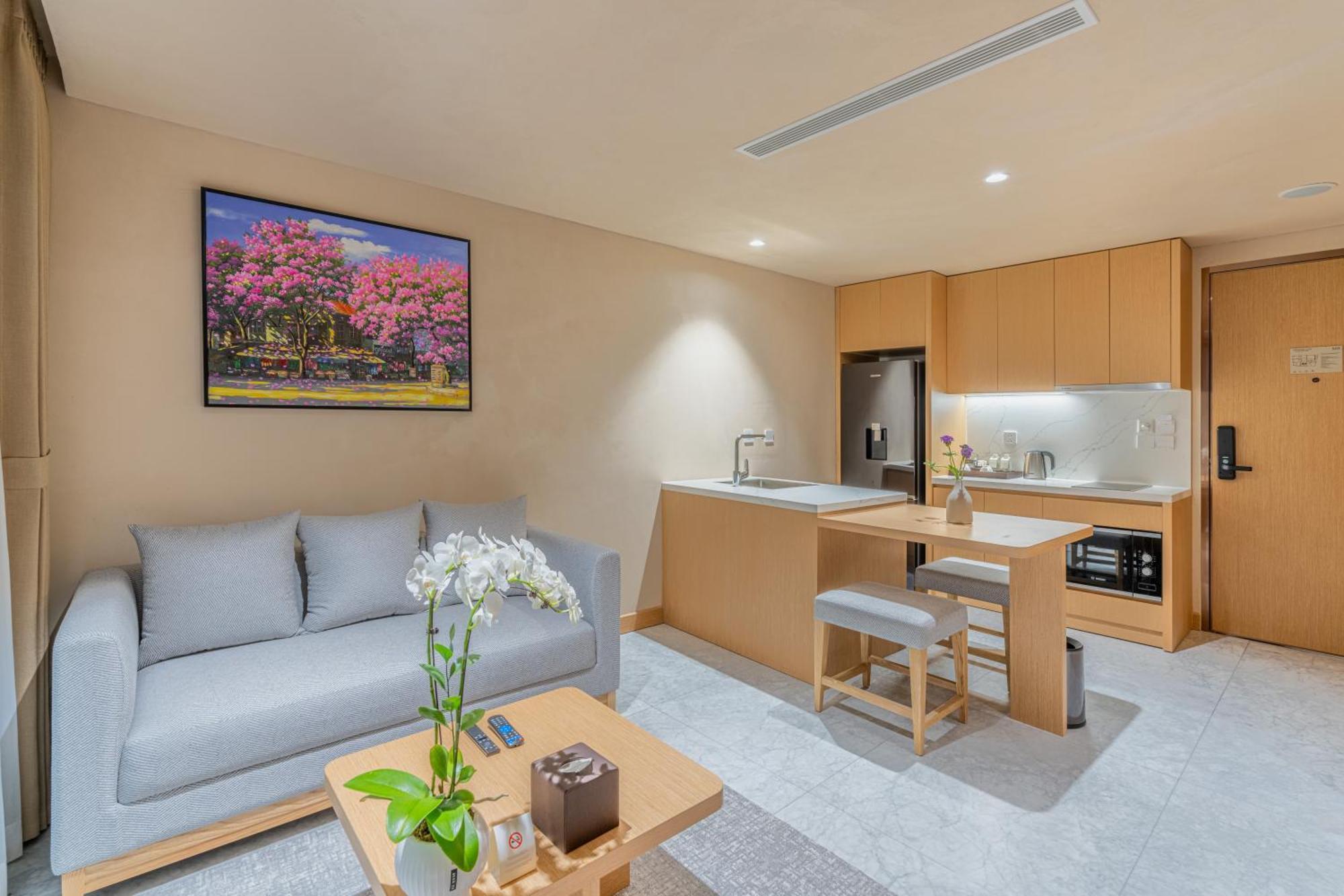 The Five Suites Lilas Hanoi Bagian luar foto
